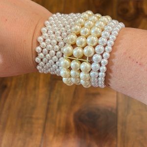 4 pearl stretch bracelets
